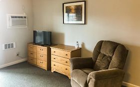 Mountainside Resort F102